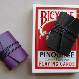 A pair of miniature leather journals 1&quot; x 1.5&quot; miniature notebooks 128 pages book lover gifts (7195)