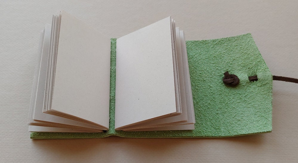 tinnyページ　 レザー グリーン Tiny Journal 2
