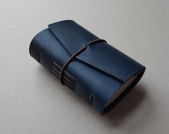 Carnet de poche en cuir bleu marine : Petit carnet de croquis de voyage 2x3" (7531)