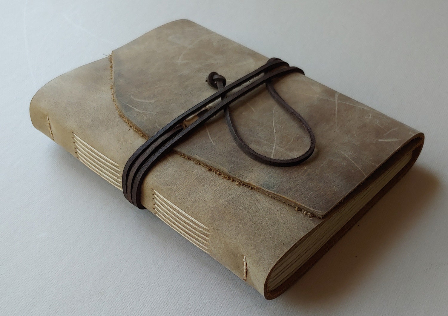 Rugged leather journal 5.5x 7.5 distressed tan | Etsy
