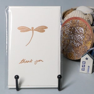 Carte linogravure libellule - uni ou merci