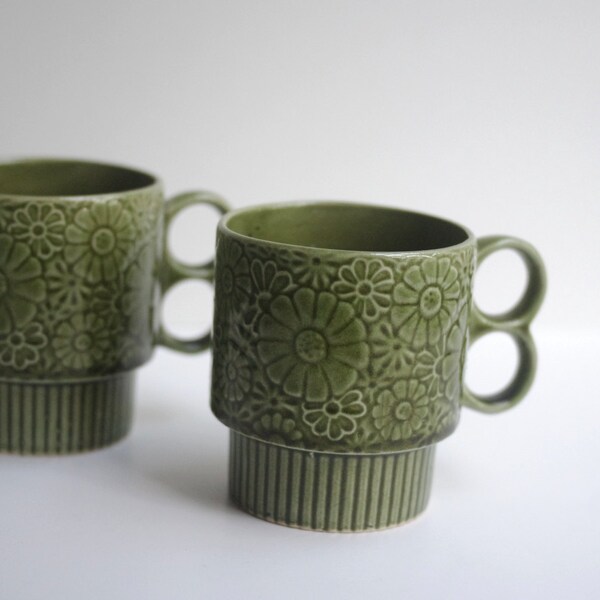 Olive Green JAPANESE Mini Flower Enamel Tea Double Finger Cups (2)