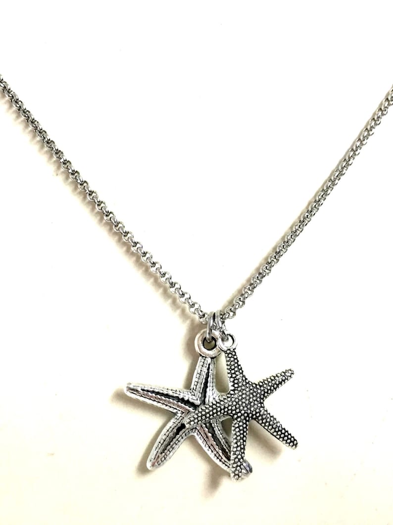 Guy Pendant Necklace Gift for Boyfriend Beach Jewelry for Him and Her Mens Starfish Necklace Stainless Steel Chain Necklace