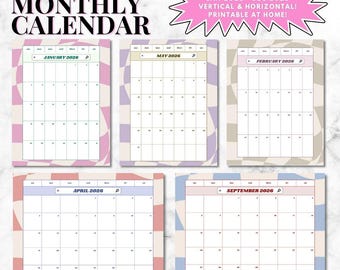 Könnte beinhalten: Eine Sammlung von Monatskalendern 2026 mit einem Retro-Wellenmuster in Rosa, Lila und Beige. Jeder Kalender zeigt einen anderen Monat, mit dem Text "JAN 2026 - DEC 2026 VERTICAL & HORIZONTAL! PRINTABLE AT HOME!" in einer rosa Sternform.