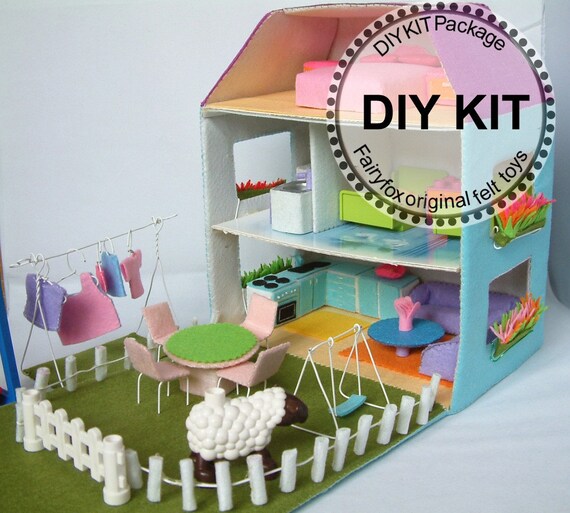 felt doll house