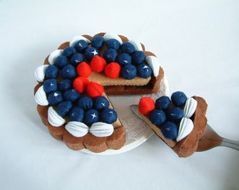 DIY felt blueberry tart---PDF Pattern via Email--F32