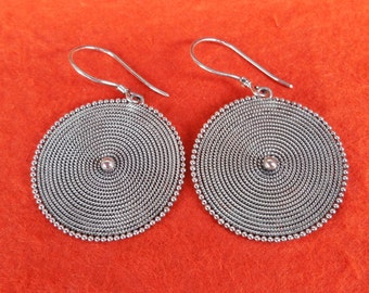 Circles Silver sterling dangle Earrings / 1.65 inch long / silver 925 / Handmade Bali jewelry / (#189m)