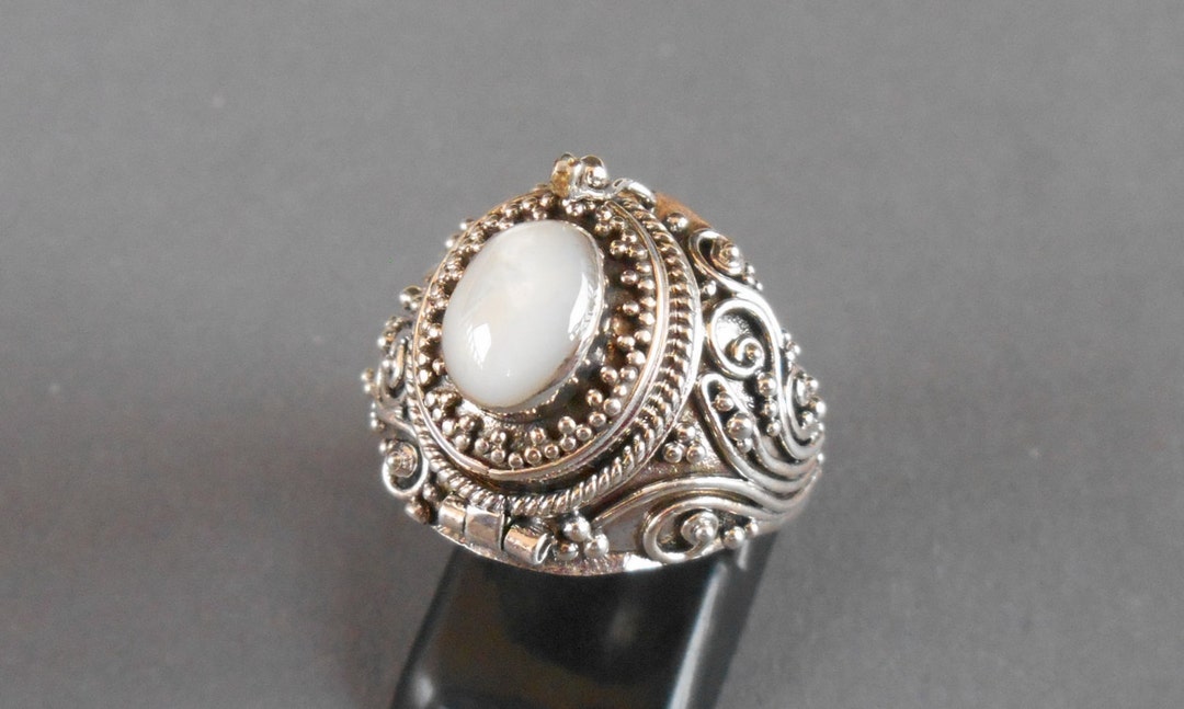 Balinese Sterling Silver Secret Box Poison Ring / Silver 925 - Etsy