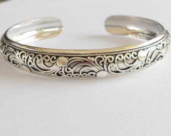 Classic Balinese Bangle sterling silver bracelet /  silver 925 / Bali handmade jewelry / silver 925 / (#246K)