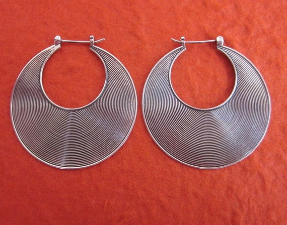Balinese Sterling Silver Hoop Earrings  silver 925  Bali Handmade jewelry  0.85 inch #456E