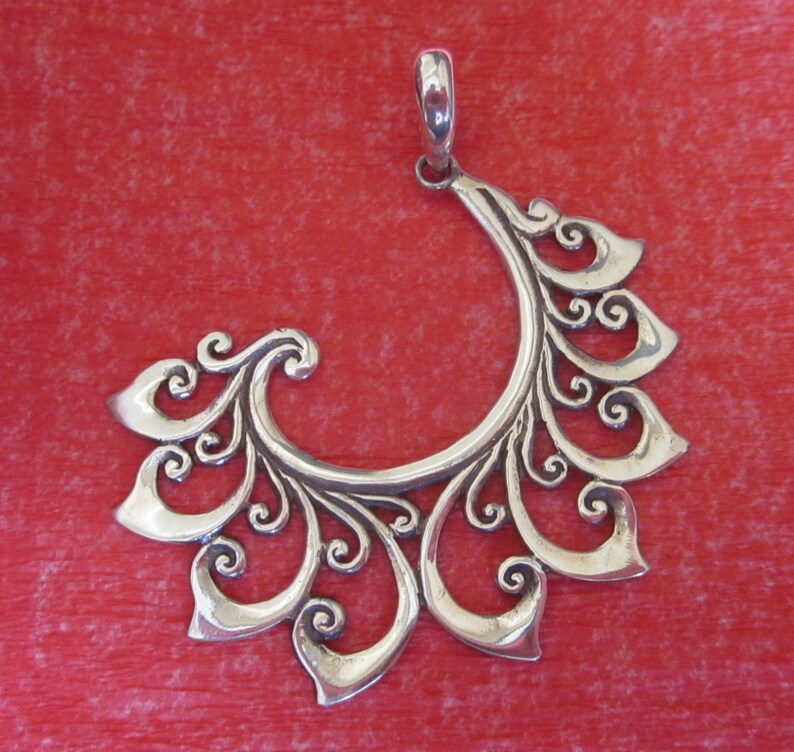 Bali Sterling Silver Pendant / Balinese Handmade Art Jewelry / Etsy