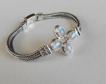 Balinese sterling Silver Bracelet Moonstone cabochon gemstones / Silver 925 / Bali handmade jewelry art / (#576m)