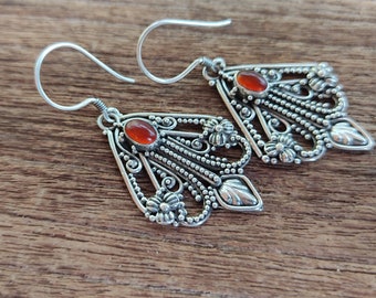 Balinese Sterling Silver red Carnelian Dangle Earrings / silver 925 / Bali handmade art earrings / 1.25 inch long / (#214ez)