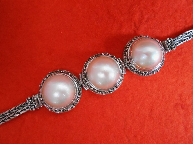 #311m Solid sterling silver white ocean mabe pearl bracelet Bali handmade art jewelry granulation technique
