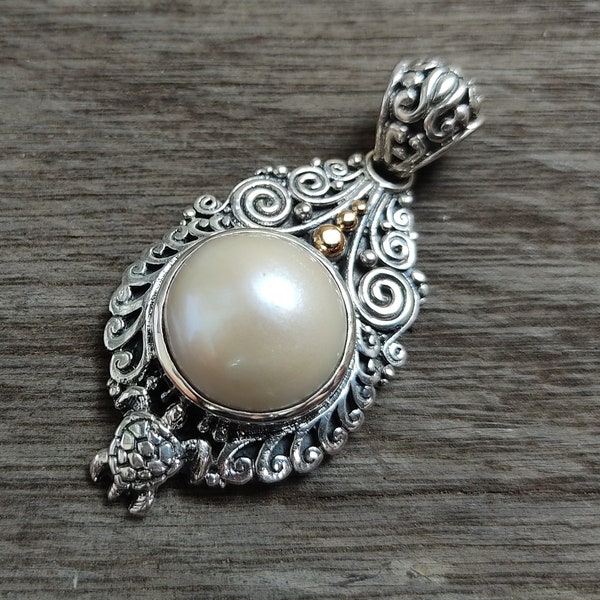 Balinese sterling silver white ocean Mabe Pearl Pendant / silver 925 / Bali handmade art jewelry / 2 inch long / (#126p)