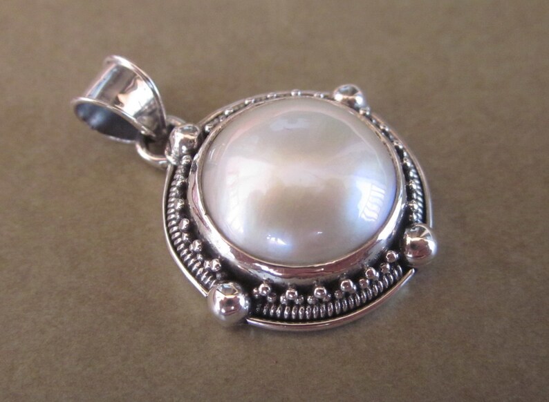 Balinese sterling Silver Pendant White Mabe Pearl silver 925 Bali granulation art jewelry #1pm