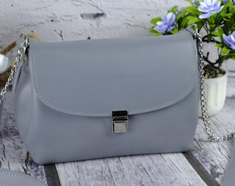 Handmade Leather Crossbody Bag, Compact Shoulder Tote, Personalized Purse