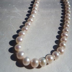 Traditional White Knotted Pearl Necklace