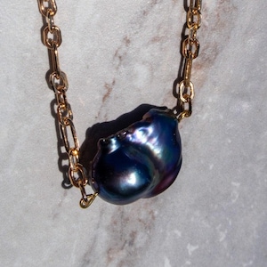 Peacock Baroque Free Floating Necklace