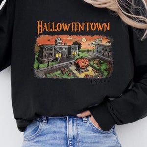 Halloweentown Est 1998 Sweatshirt, Halloweentown University, Retro Halloweentown Sweatshirt, Fall Sweatshirt, Halloween Sweatshirt