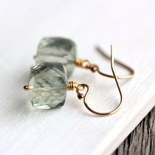 Mint Green Amethyst Earrings and Gold - Absinthe -  Winter Fashion