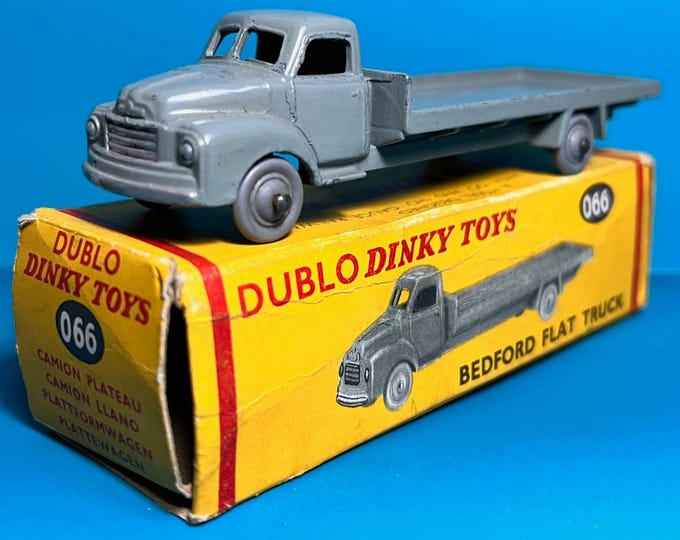 Vintage No066 Dinky Toys Bedford Flat Truck Original Box