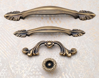 Curved Antique Brass Forged Cabinet Pulls, Soild Brass Decorative Knobs And Pulls, Rococo Handles, Art Nouveau Pulls, Brass Cabinet Hardware