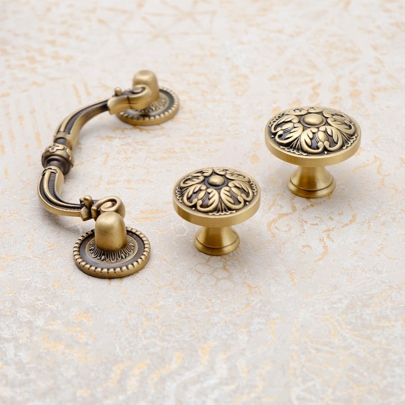 Ornate Antique Brass Cabinet Pulls, Soild Brass Dresser Knobs and Pulls ...