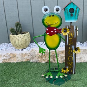 Handmade Metal Frog Welcome Sign with Birdhouse | Yard Art Garden Decor | Artisan Made Landscape Sculpture | Lawn Ornament
