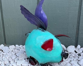 Flying Pig Metal Sculpture – Whimsical Garden Art, Handmade Blue Pig with Wings, Funny Outdoor Yard Decor, Unique Animal Gift