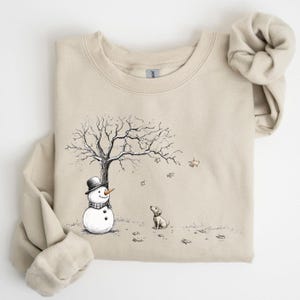 Sudadera navideña de muñeco de nieve y perro, camiseta de muñeco de nieve, camiseta navideña, sudadera navideña, sudadera navideña, camiseta navideña para perro imagen 3