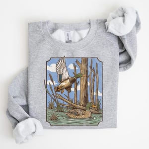 Retro Mallard Duck Sweatshirt, Animal Lover Sweatshirt, Duck Hoodie Crewneck,Retro Gift, Christmas Sweater, Duck Sweatshirt