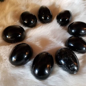 Iztli - Obsidian Egg, Obsidian Crystal, Yoni Egg, Gemstone Egg, Metaphysical, Moondance, Danza de Luna, Womb Healing,  Fertility, Obsidiana