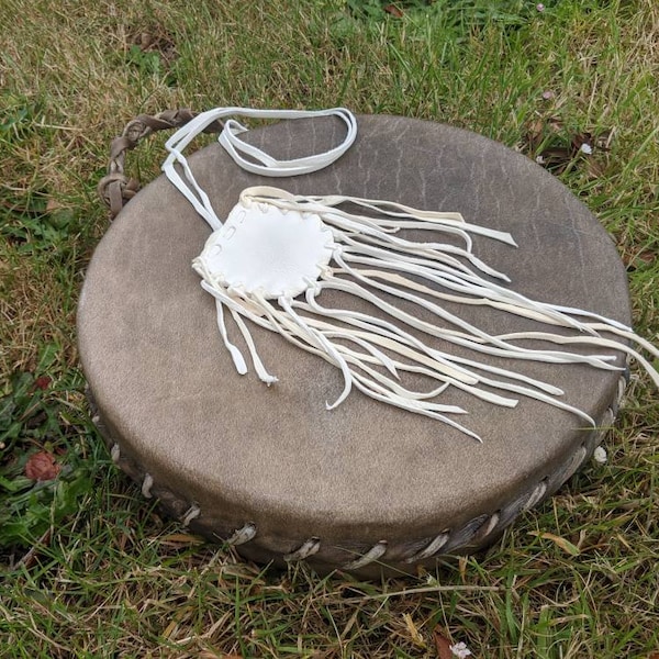 Buckskin Medicine Pouch - Deerskin Medicine Pouch, Leather medicine Bag, Native American Leather Bag, White Leather Fringe Pouch