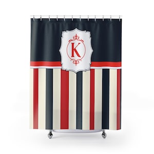 Cortina de ducha con monograma personalizado, rayas azul marino y rojo, inicial K personalizada, decoración de baño, elegantes cortinas de ducha, idea de regalo personalizada