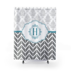 Cortina de ducha con monograma, decoración personalizada con la inicial H, baño con estampado de chevron, decoración personalizada para el hogar, elegante cortina de ducha