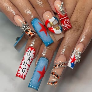 Comic Pop Star Press On Nails | Red White Blue Bang Nail Art | 3D Star & Lip Detail | Graffiti Comic Book Nails | Cartoon Nails | DB465H