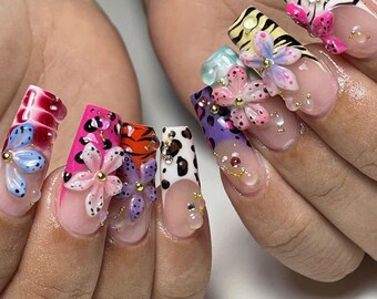 SAVITA 3D Acryl Schmetterlinge & Blumen – 250 Stück, 12 Größen, Für Nail Art, DIY Schmuck & Deko, Bunt