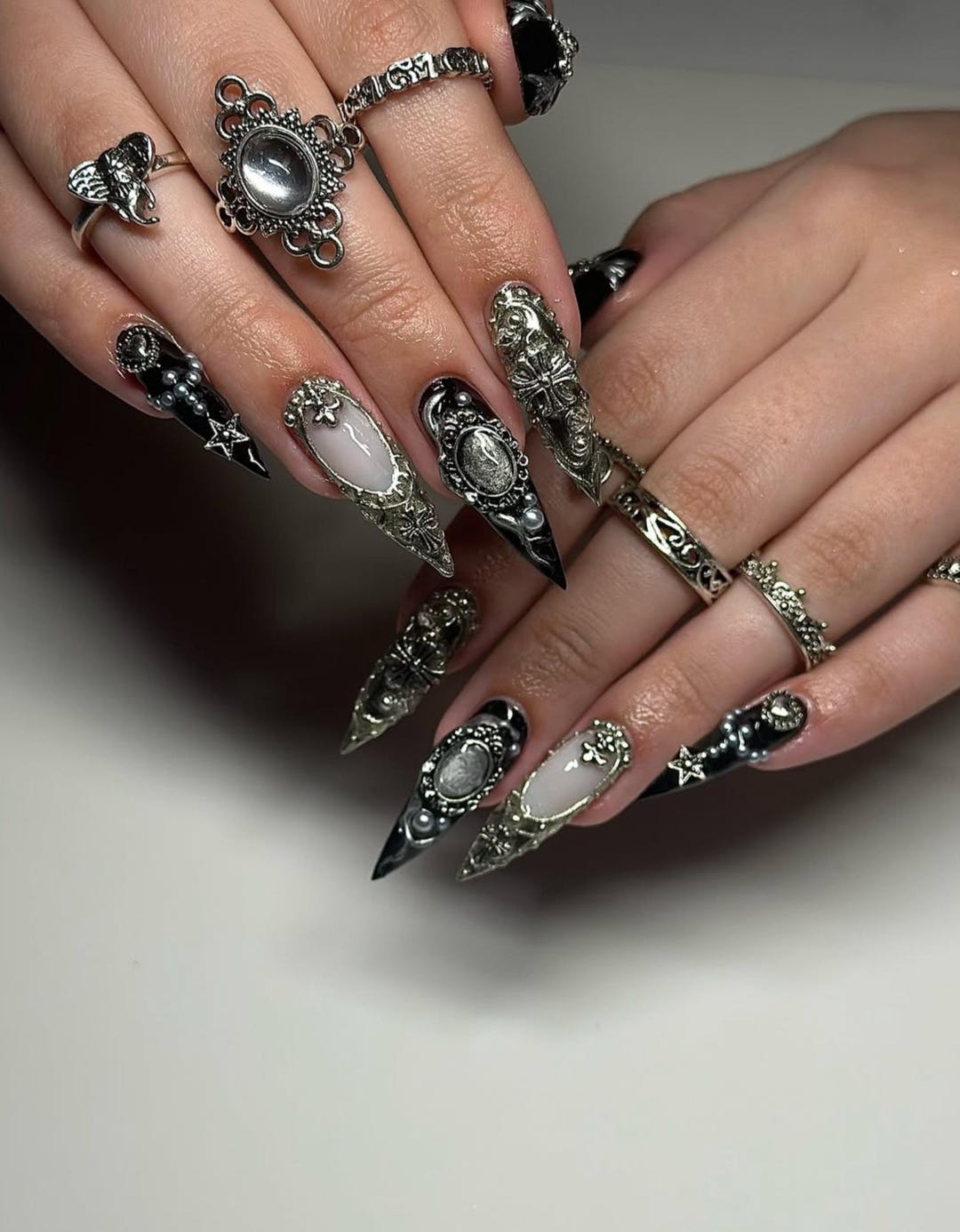 Gothic Baroque Metal Press on Nails | Black & Silver Luxury Nail Art | 3D Gothic Cross Stiletto Nails | Statement Nail Design | DB587H - Etsy Japan