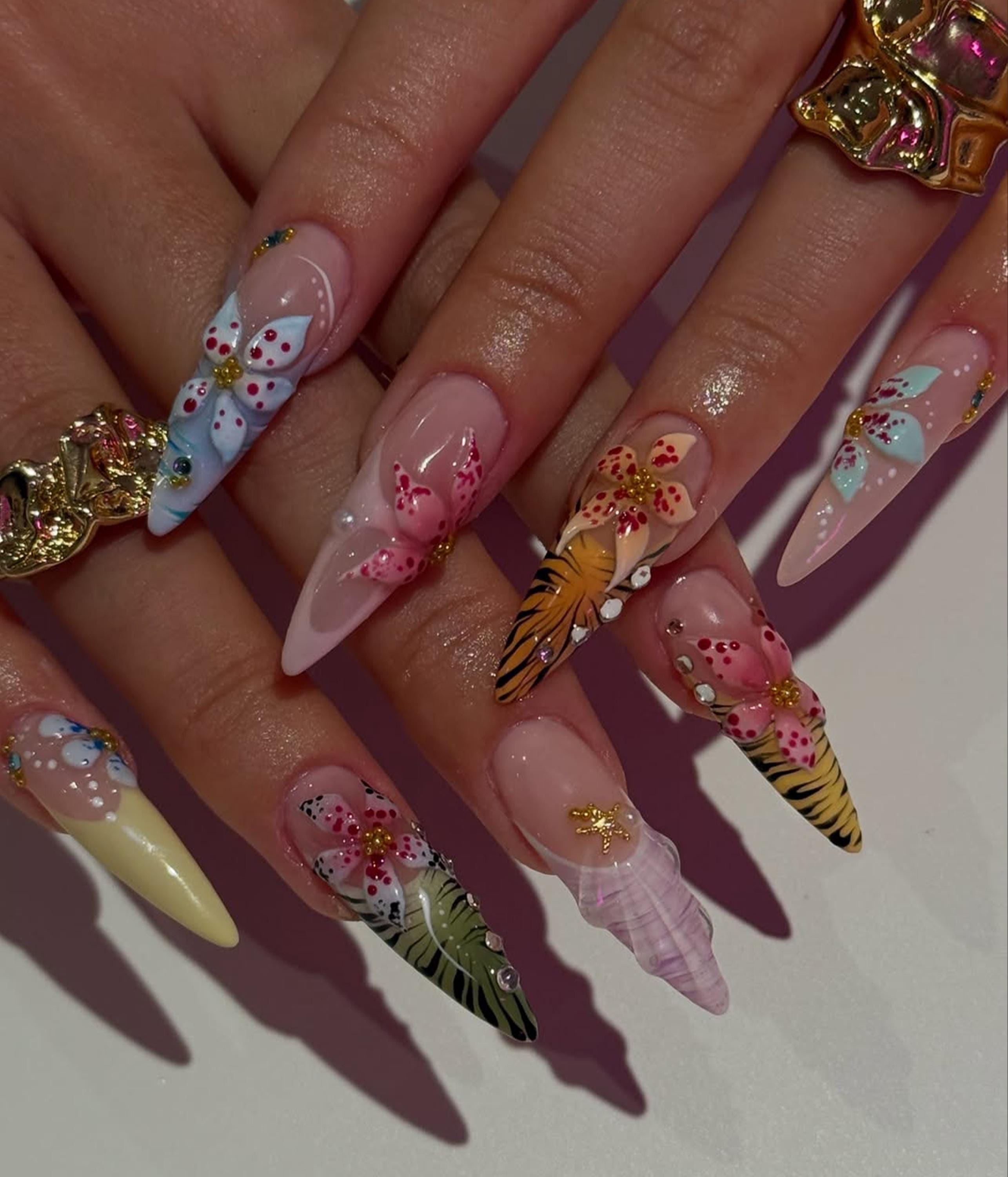 Tropical Jungle Vine Nails That Wow