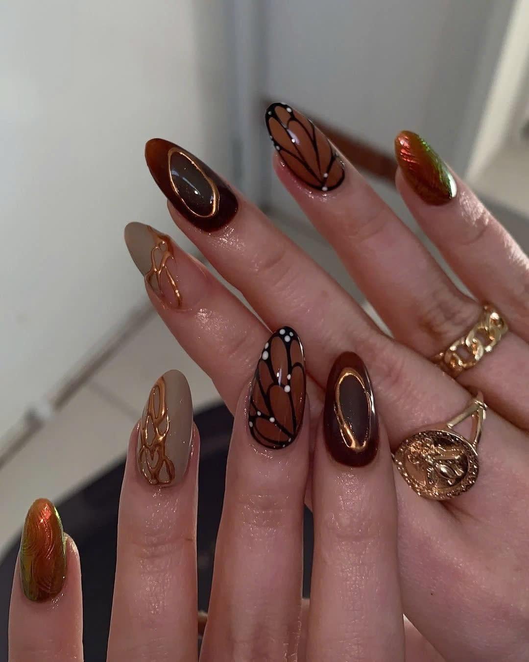 Elegant Brown Gradient Press On Nails | Autumn-Inspired Fake Nails | Sophisticated Butterfly Nail Art | Chic Brown Acrylic Nails | DC42Y