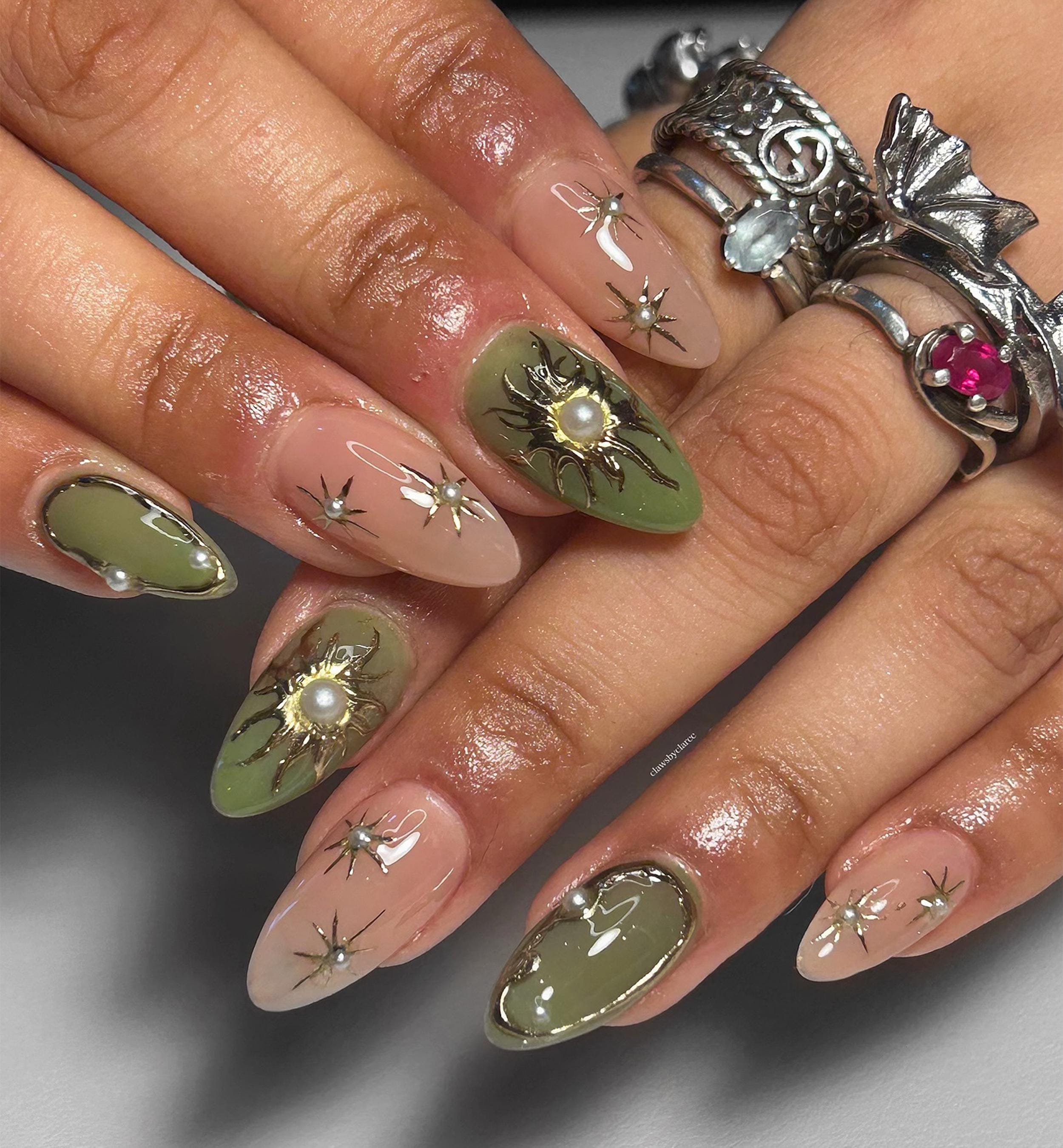 Chic Olive Green Nail Inspiration
