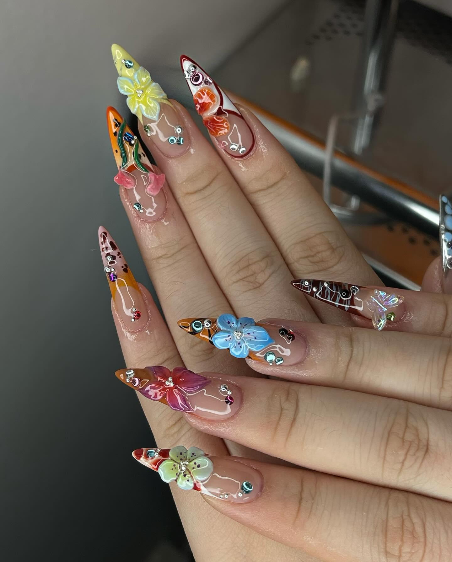 ハンドメイド プレスオンネイル カラフル カラフルな3Dフローラルプレスオンネイル | 鮮やかなミックスフラワー