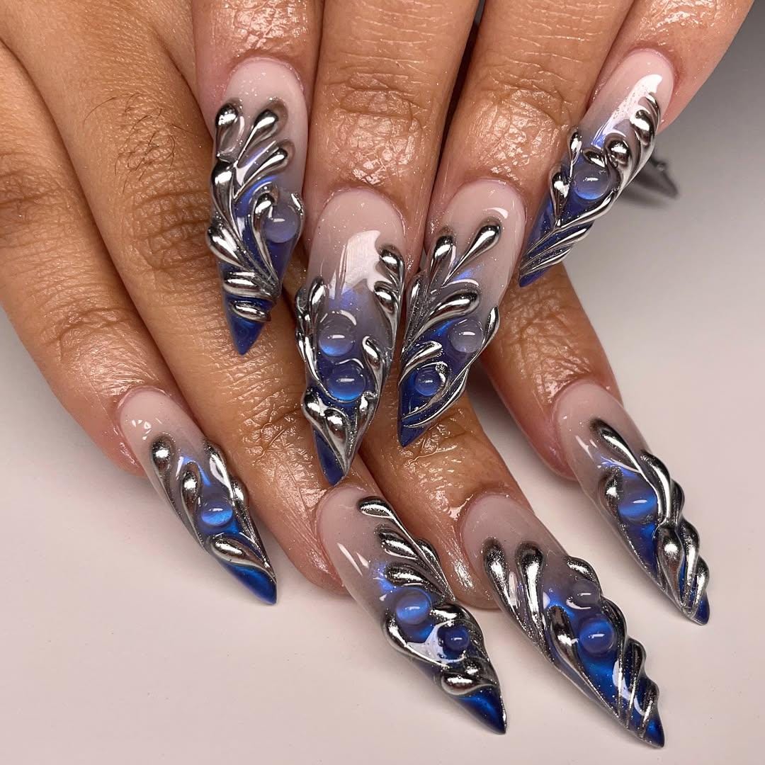 Unghie 3D nere e argento di AuritaNail Unghie finte metallizzate