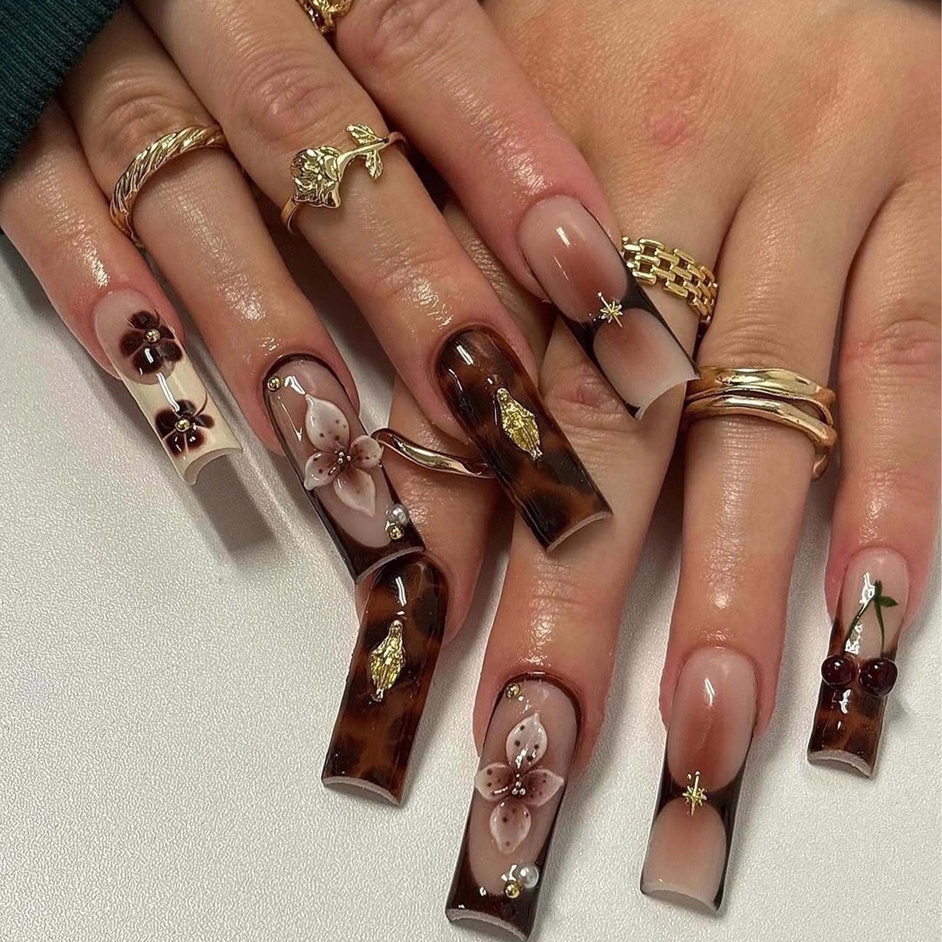 ÖHana nail Custom 3D Tortoiseshell Nail Art | Fun Space and Floral