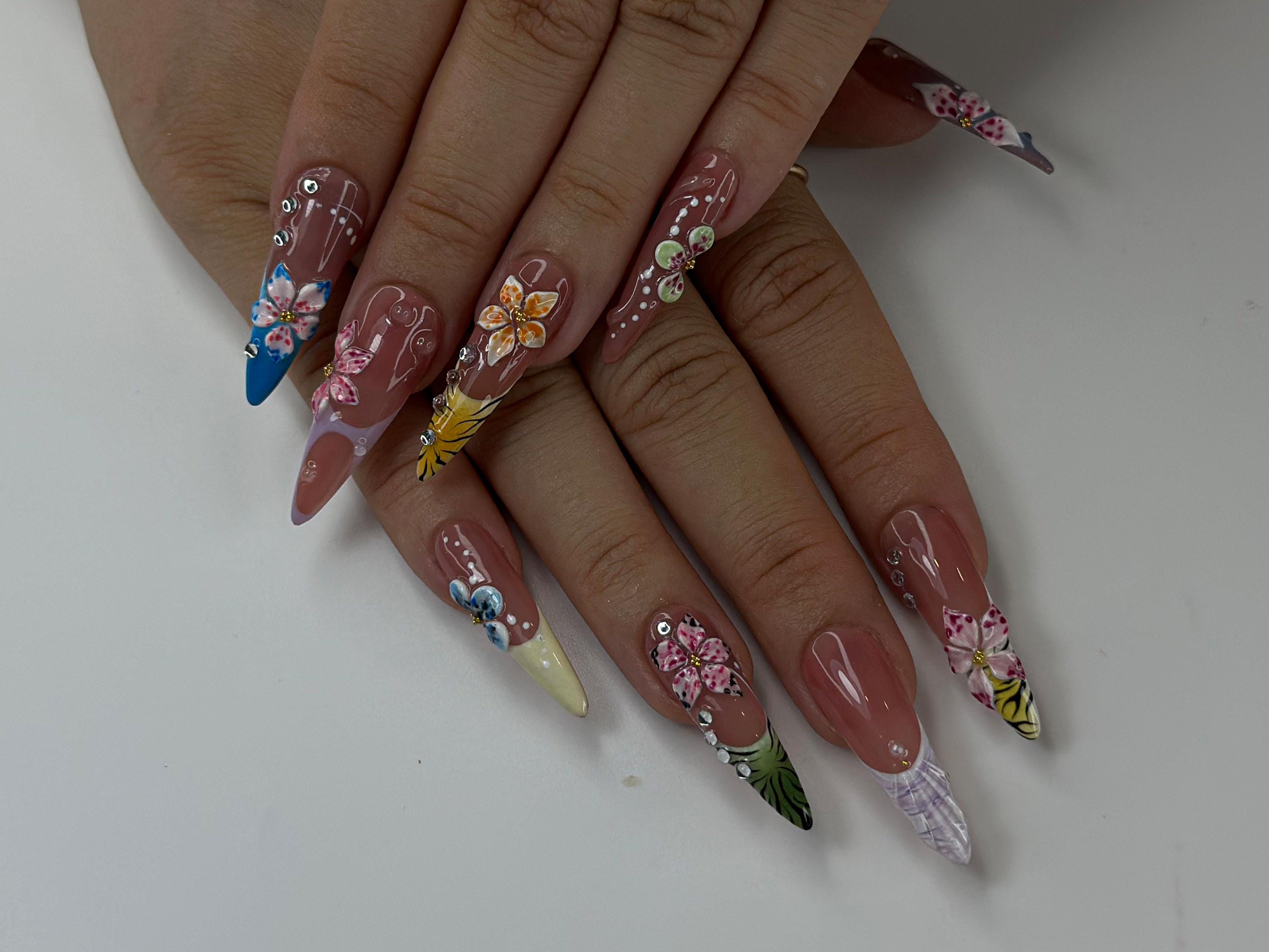 ハンドメイド プレスオンネイル カラフル ハンドメイドトロピカルプレスオンネイル | カラフルなサマープレス