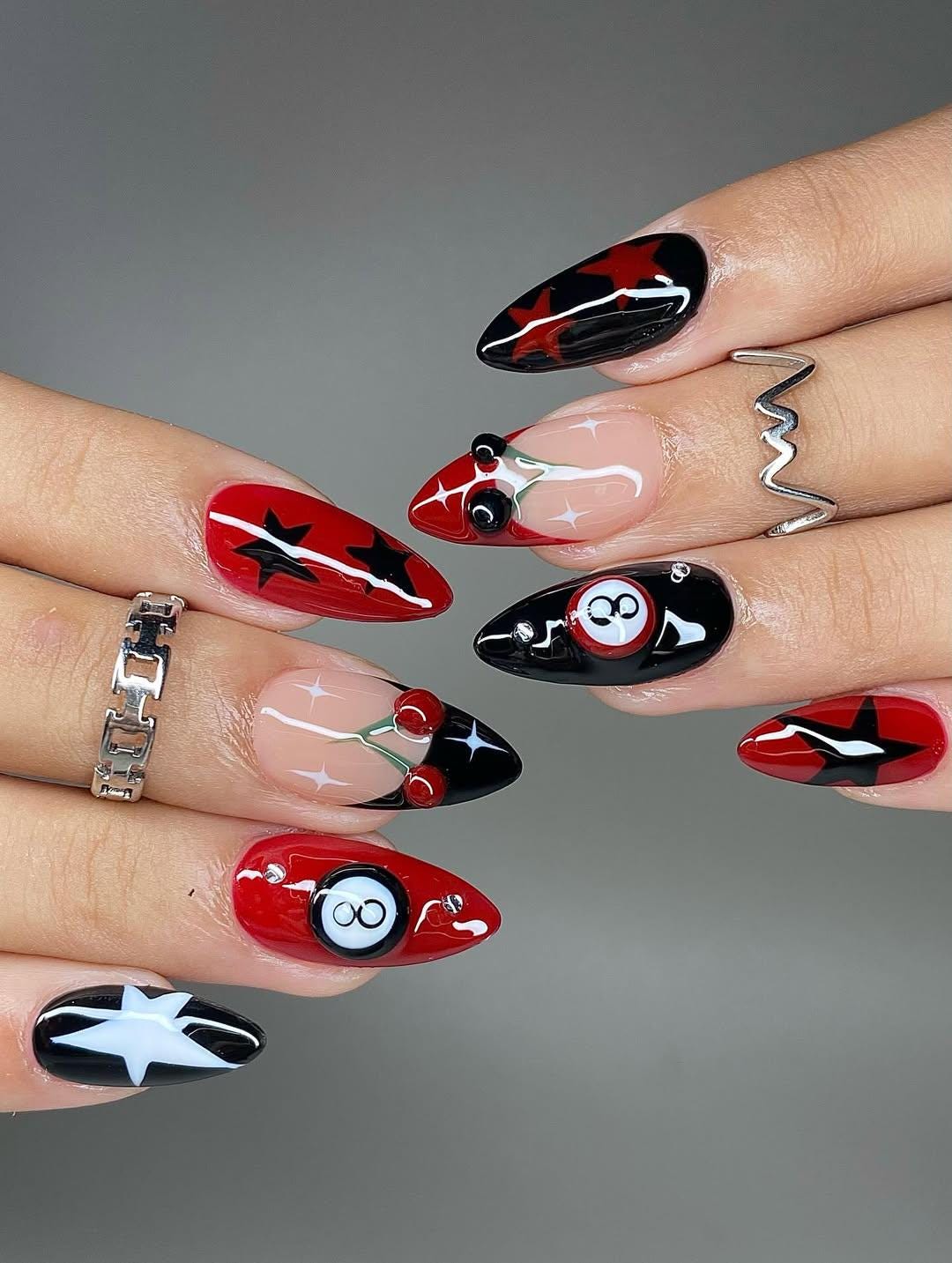 ロカビリースタープールプレスオンネイル | レッドブラックチェリー