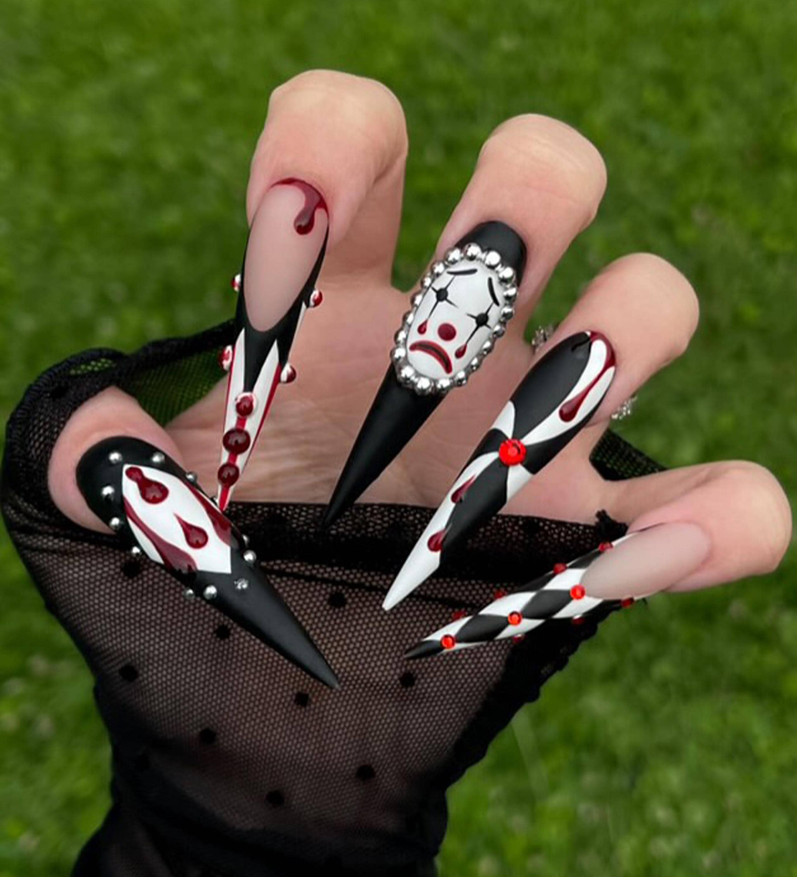 ハーレクイン・ゴシック・ティアーズ・プレスオンネイル | ブラック