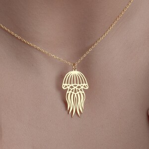Jellyfish Necklace 925 Sterling Silver, Ocean Jewelry, Gift For Her, Beach Charm, Sea Life Jewelry, Nautical Pendant, Sea Creature Gift