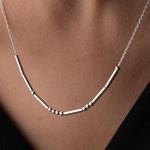 Morse-Code Name Halskette Nachricht Halskette personalisierte Name Halskette Zierliche versteckte Nachricht Halskette Morse-Code Schmuck